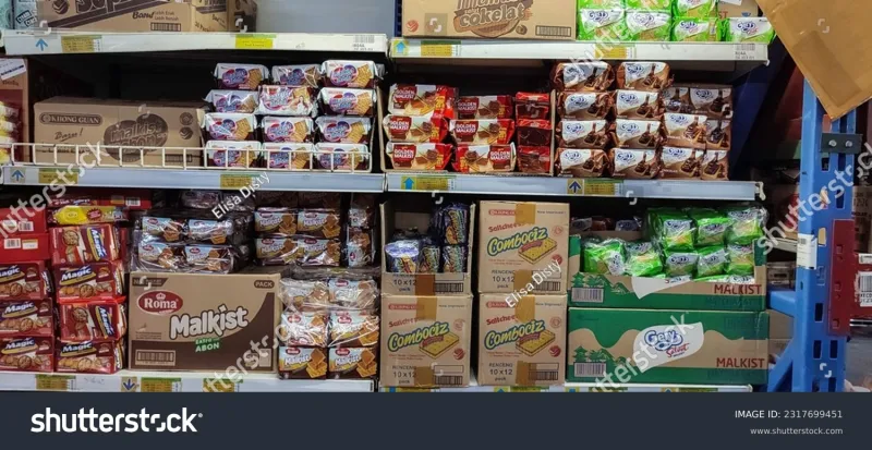 From Tiny Tin to Giant Pallet: What Happens When a Cult Japanese Cookie Meets the American Aisle